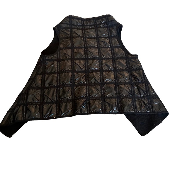 Nordstrom Quilted Asymmetric Wrap Vest Small | Minimalist Scandi Chic - Picture 4 of 4